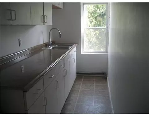 111 Read Ave, Coventry, RI 02816 photo 12