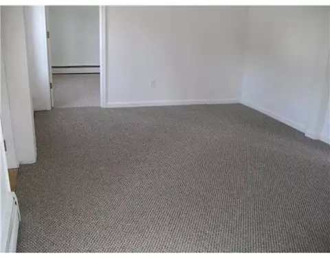 111 Read Ave, Coventry, RI 02816 photo 7