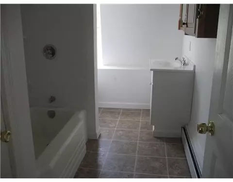 111 Read Ave, Coventry, RI 02816 photo 10