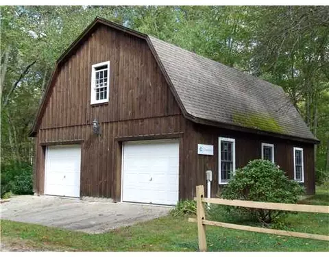 103 S Killingly Rd, Foster, RI 02825 photo 3