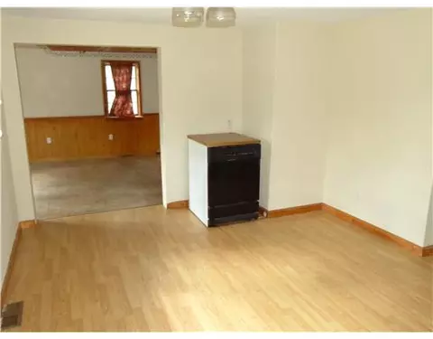 103 S Killingly Rd, Foster, RI 02825 photo 5