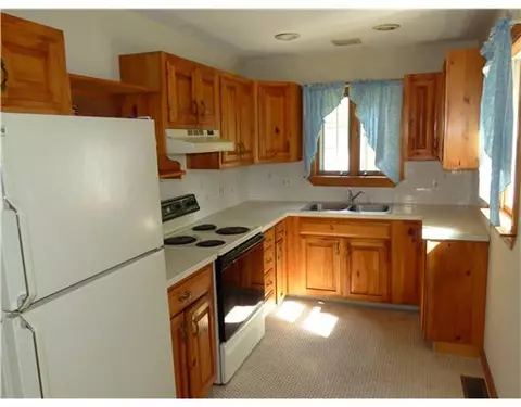 103 S Killingly Rd, Foster, RI 02825 photo 4