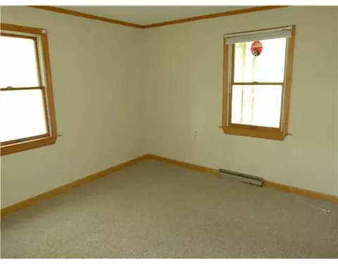 103 S Killingly Rd, Foster, RI 02825 photo 10