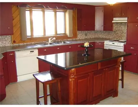 71 Saint Louis Ave, Woonsocket, RI 02895 photo 2