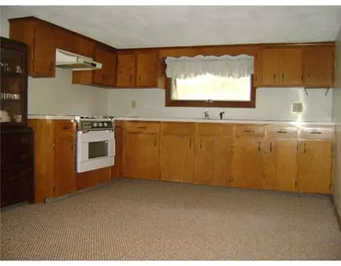 71 Saint Louis Ave, Woonsocket, RI 02895 photo 10