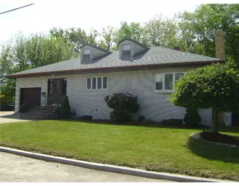 71 Saint Louis Ave, Woonsocket, RI 02895 photo 14