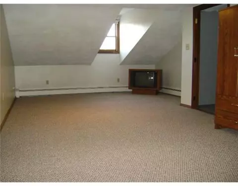 71 Saint Louis Ave, Woonsocket, RI 02895 photo 9