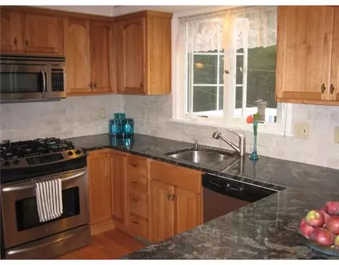 25 Dolly Pond Rd, Exeter, RI 02822 photo 7