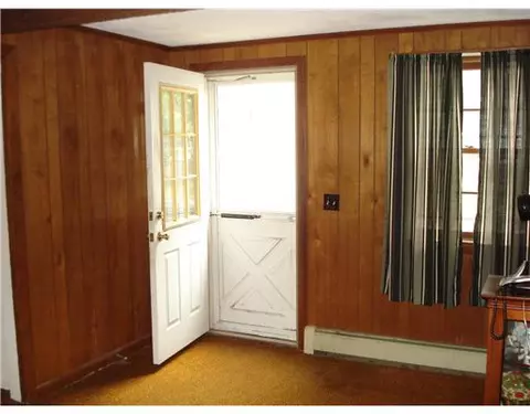 48 Kenneth Ave, Warwick, RI 02889 photo 6