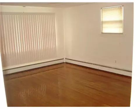 48 Kenneth Ave, Warwick, RI 02889 photo 10