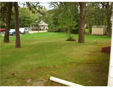 48 Kenneth Ave, Warwick, RI 02889 photo 4