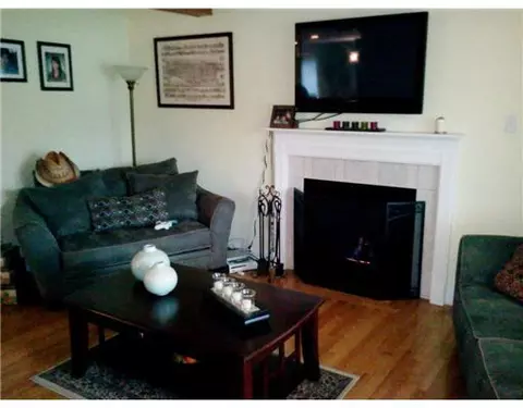 2 Casey Dr, Bristol, RI 02809 photo 5