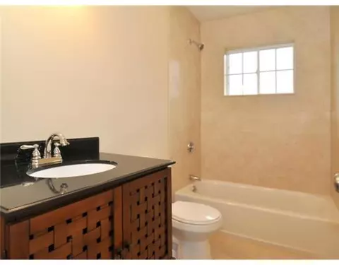 32 Scranton Ave, Warwick, RI 02888 photo 13