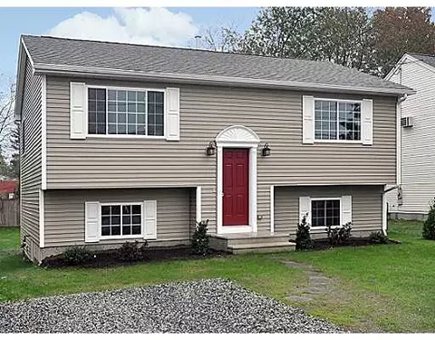 32 Scranton Ave, Warwick, RI 02888 photo 1