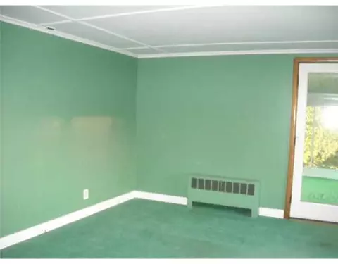 78 Tache St, Woonsocket, RI 02895 photo 5