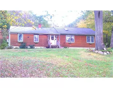 364 Pine Orchard Rd, Glocester, RI 02814 photo 1
