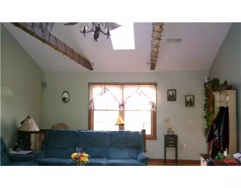 364 Pine Orchard Rd, Glocester, RI 02814 photo 4