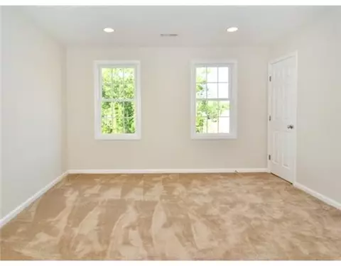97 Ashbrook Dr, Cranston, RI 02921 photo 16