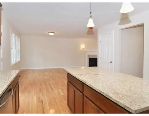 97 Ashbrook Dr, Cranston, RI 02921 photo 11