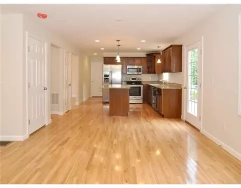 97 Ashbrook Dr, Cranston, RI 02921 photo 19
