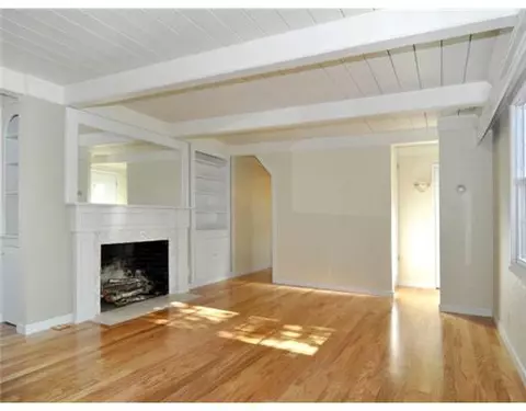 93 Myrtle Ave, Warwick, RI 02886 photo 16
