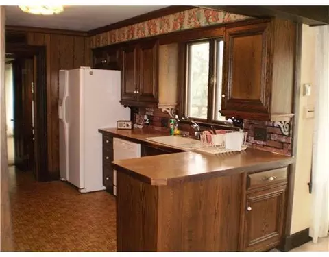 110 Main Ave, Warwick, RI 02886 photo 3