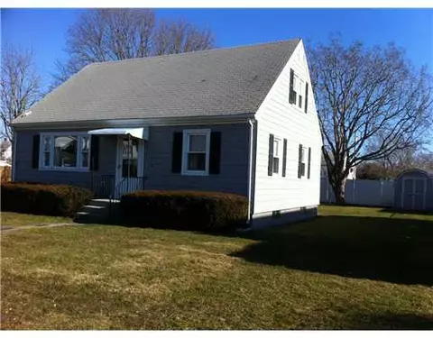 6 Asylum Rd, Warren, RI 02885 photo 3