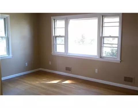 44 Cadora Ave, Warwick, RI 02886 photo 7