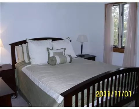 77 Brook Spring Dr, Warwick, RI 02889 photo 8