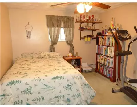 3 Peninsula Ct, Coventry, RI 02816 photo 11