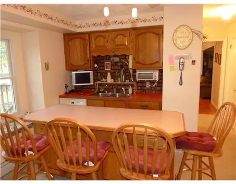 3 Peninsula Ct, Coventry, RI 02816 photo 4