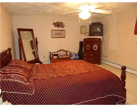 3 Peninsula Ct, Coventry, RI 02816 photo 10
