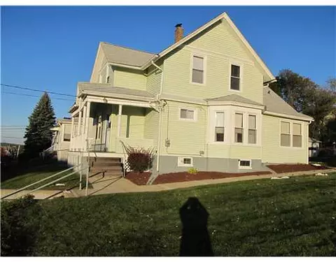 392 Grove St, Woonsocket, RI 02895 photo 1