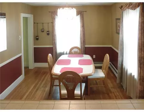 2050 Mendon Rd, Woonsocket, RI 02895 photo 8