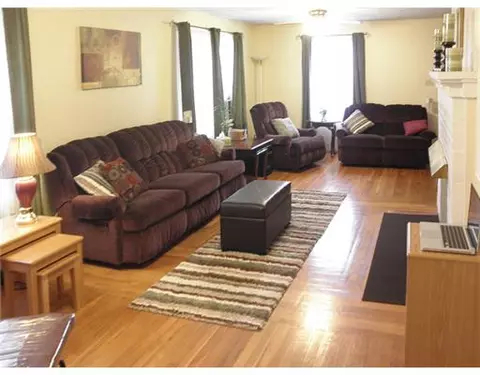 2050 Mendon Rd, Woonsocket, RI 02895 photo 9