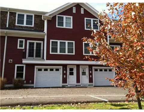265 Post Rd #11, Warwick, RI 02888 photo 3