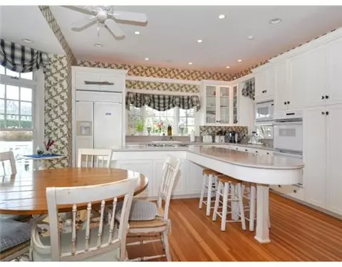 5 Ninigret Ave, Westerly, RI 02891 photo 7