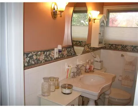 280 Douglas Rd, Warwick, RI 02886 photo 17