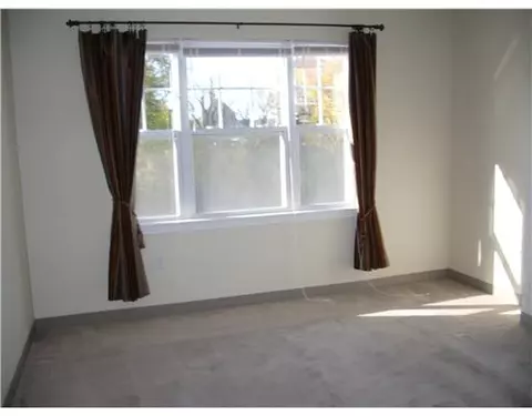92 Mill St #102, Woonsocket, RI 02895 photo 8