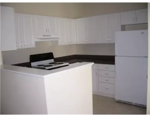 92 Mill St #102, Woonsocket, RI 02895 photo 5