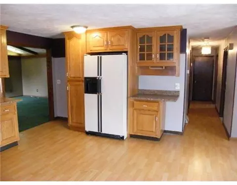 101 Stanmore Rd, Warwick, RI 02889 photo 5
