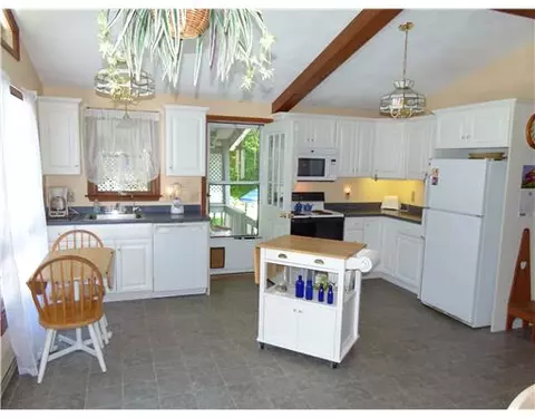 66 Pinecrest Dr, Exeter, RI 02822 photo 7