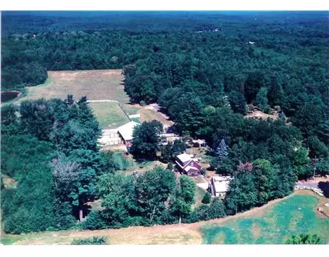 240 Tarkiln Rd, Glocester, RI 02814 photo 3