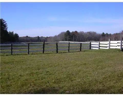 240 Tarkiln Rd, Glocester, RI 02814 photo 7