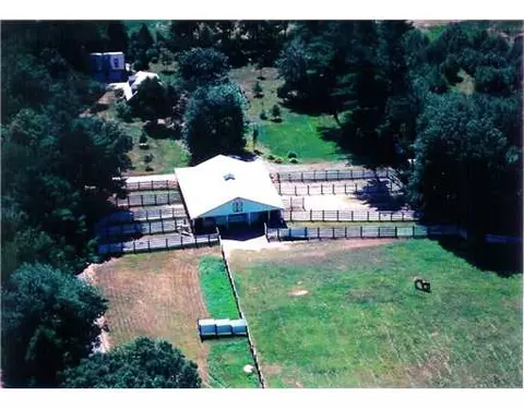 240 Tarkiln Rd, Glocester, RI 02814 photo 4