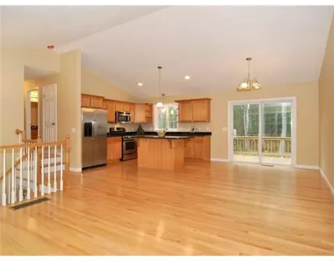 6783 Flat River Rd, Coventry, RI 02816 photo 17