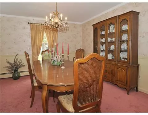 82 Beacon Ave, Warwick, RI 02889 photo 18