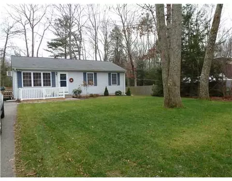 111 Lakeview Dr, Glocester, RI 02814 photo 2
