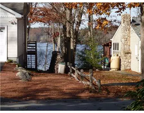 111 Lakeview Dr, Glocester, RI 02814 photo 12