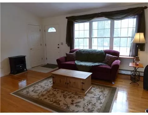 111 Lakeview Dr, Glocester, RI 02814 photo 5